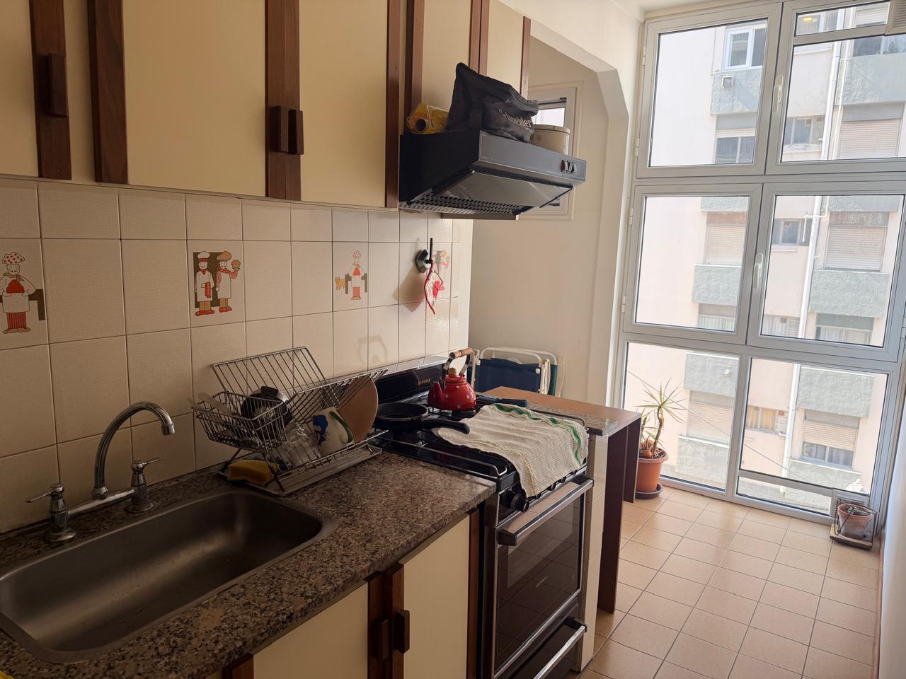 Foto de VENTA / DEPARTAMENTO DE 3 AMBIENTES con DEPENDENCIA EN ZONA TORREÓN A, imagen 2