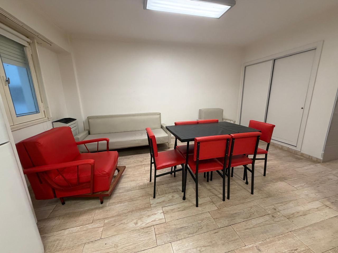 Foto de Departamento de 2 Ambientes Reciclado con Balcón - Excelente, imagen 5