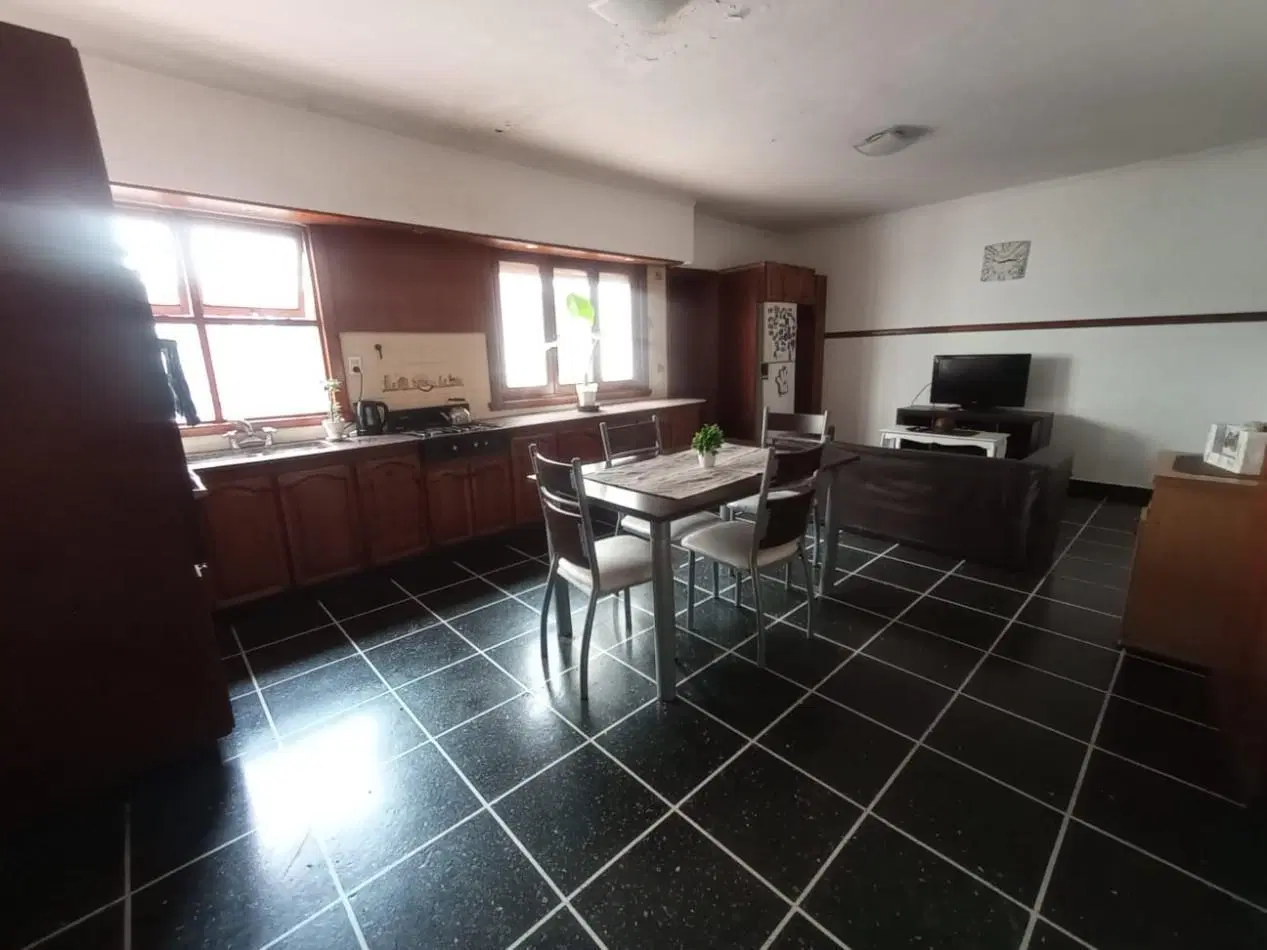 VENTA CASA 6 AMBIENTES AL FRENTE 5