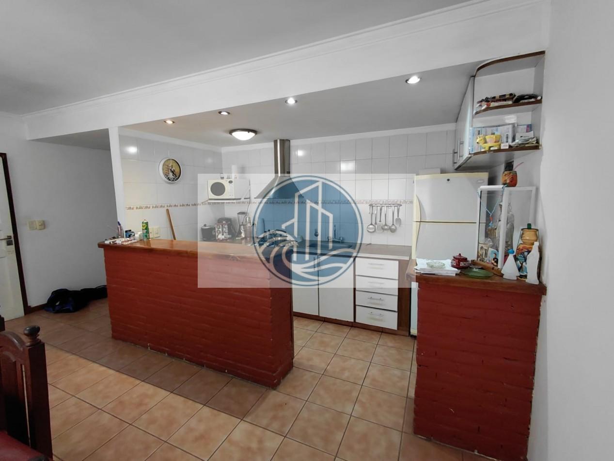 Foto de CASA EN VENTA 3 AMBIENTES, CON JARDIN Y GARAGE, imagen 3