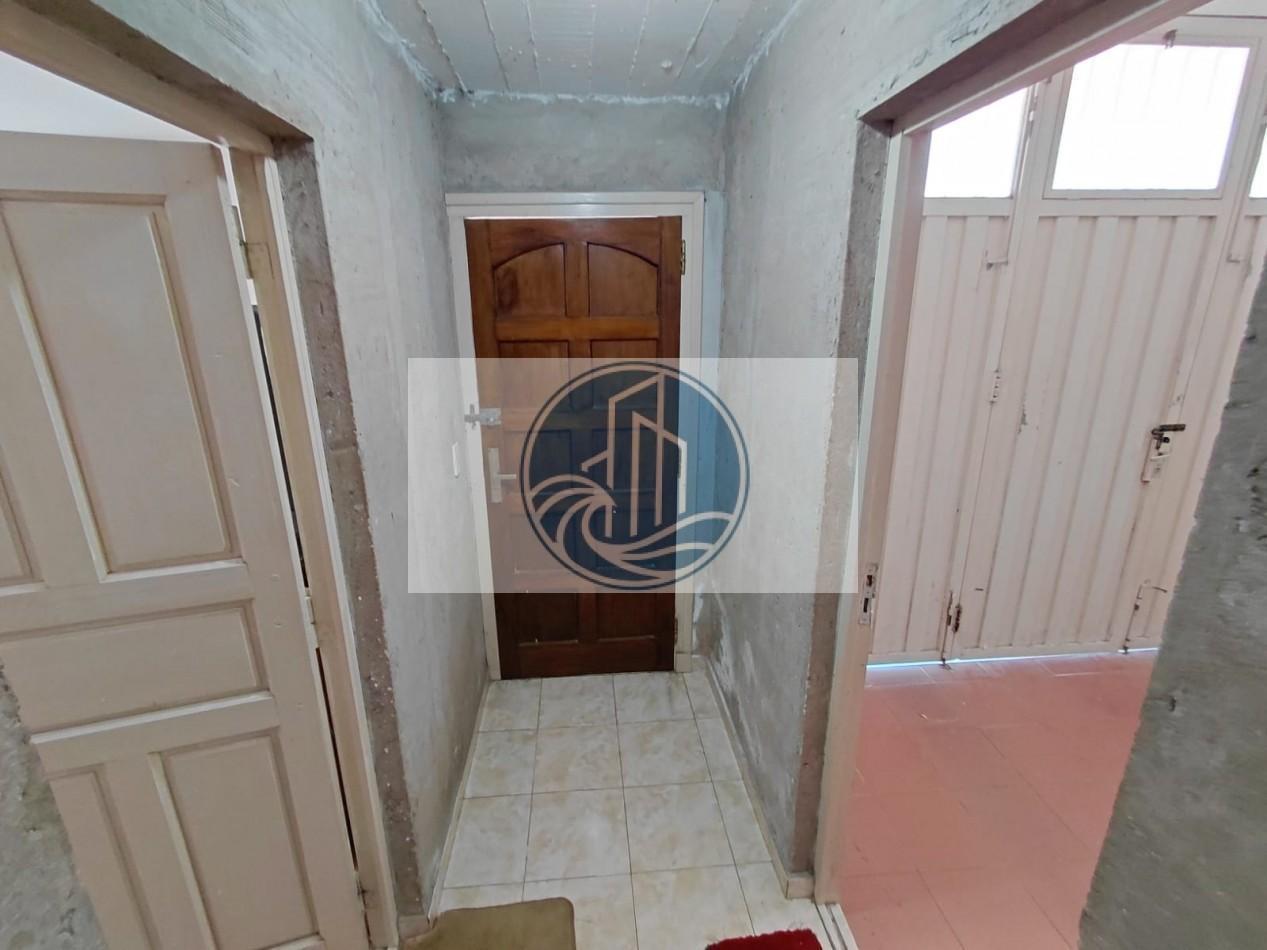 Foto de CASA EN VENTA 3 AMBIENTES, CON JARDIN Y GARAGE, imagen 2