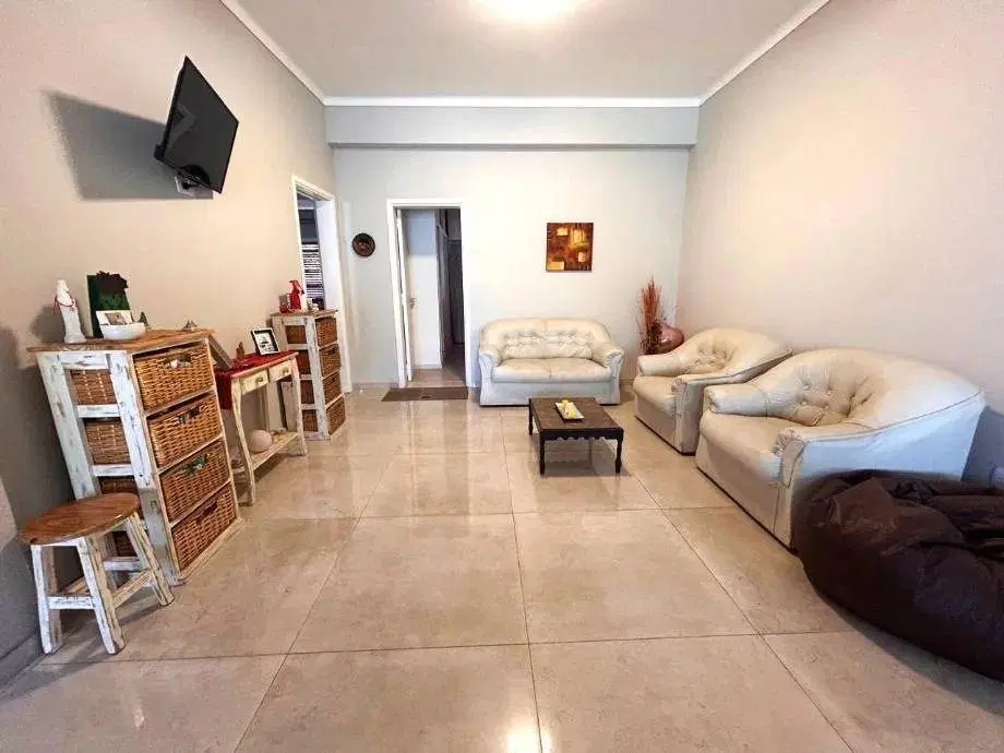 Casa En Venta En Villa Luzuriaga 2