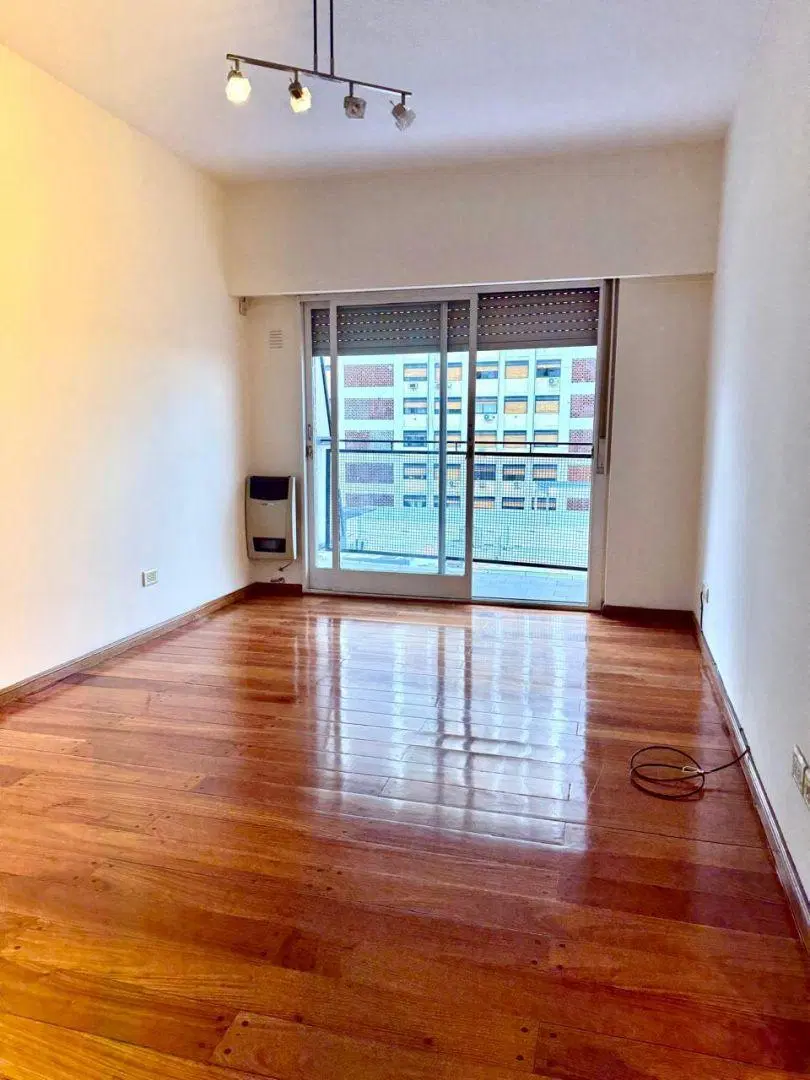 Departamento 2 ambientes. | AVELLANEDA al 100 1