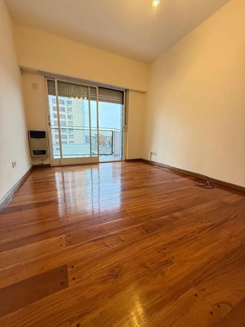 Departamento 2 ambientes. | AVELLANEDA al 100 2