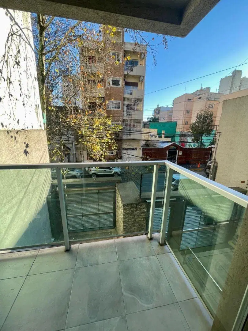 Departamento 2 ambientes. | AVELLANEDA al 100 4