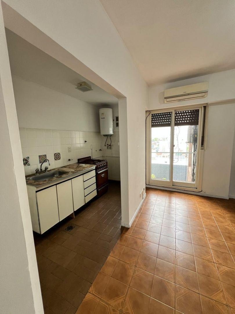 Foto de Departamento 2 ambientes. | ALSINA al 300, imagen 3
