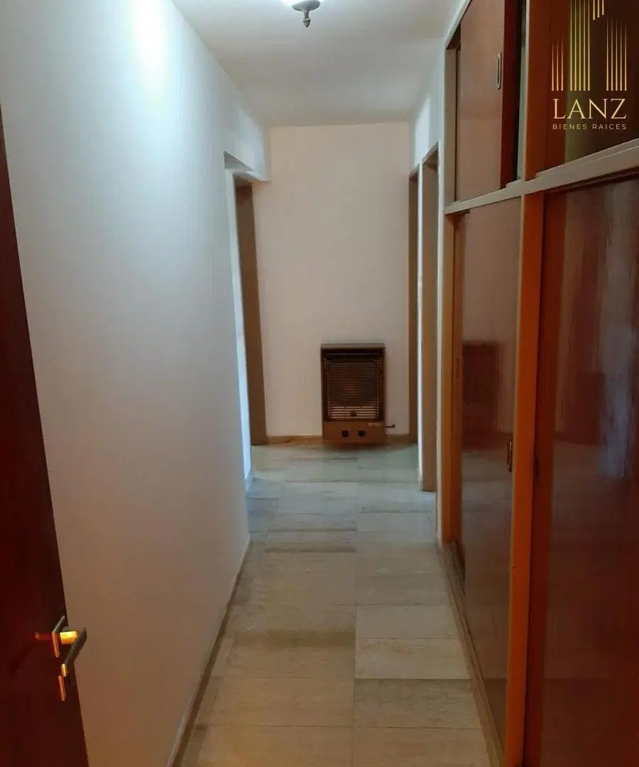 Casa con dos locales en Venta / Alquiler - San Vicente 3