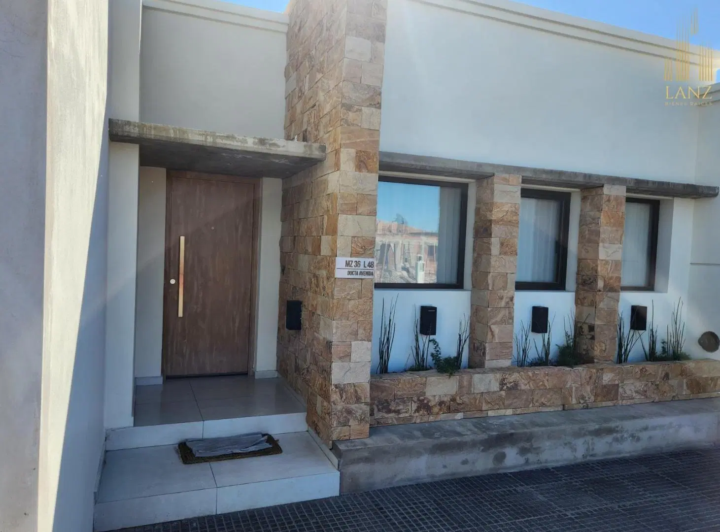 Casa en venta - Docta 8