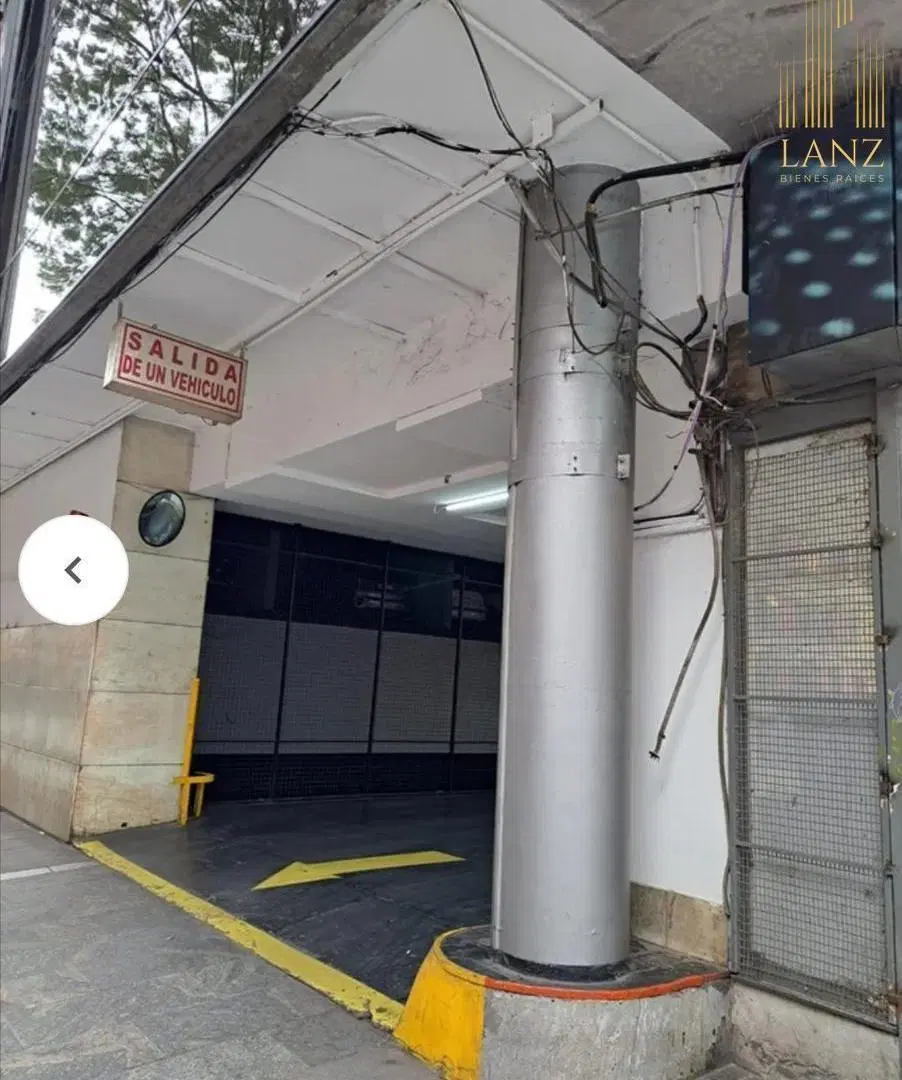 Cochera en venta - Edificio Shell 3