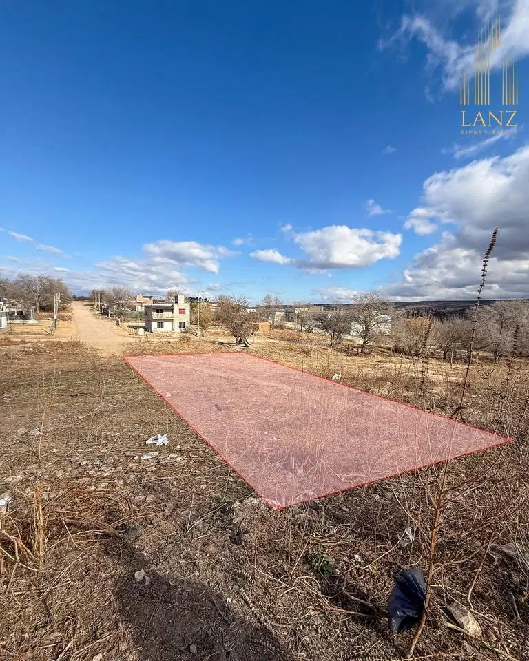 Terreno en Venta - La Falda 5