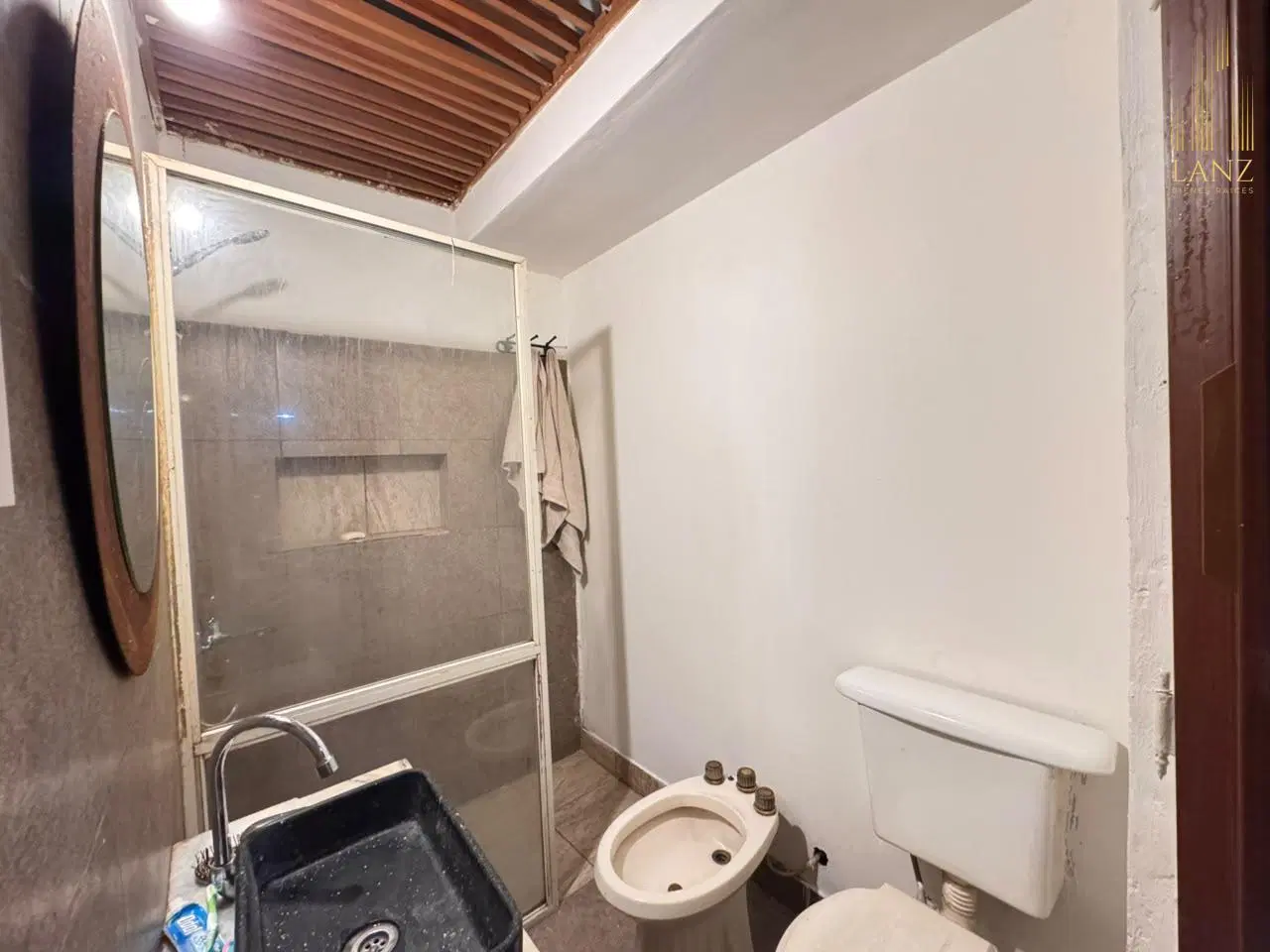 Departamento en venta - Alberdi 5