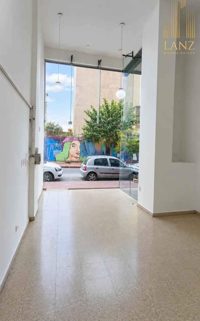Foto de ALQUILER LOCAL COMERCIAL - GUEMES, imagen 1