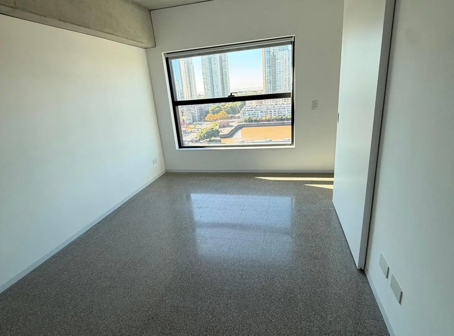 3 ambientes alquiler HUERGO 475’ 3