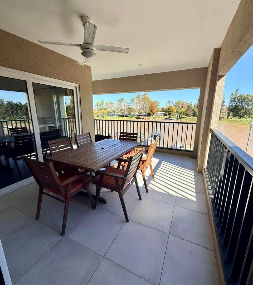 Venta departamento isla del este excelente vista al rio amarra propia