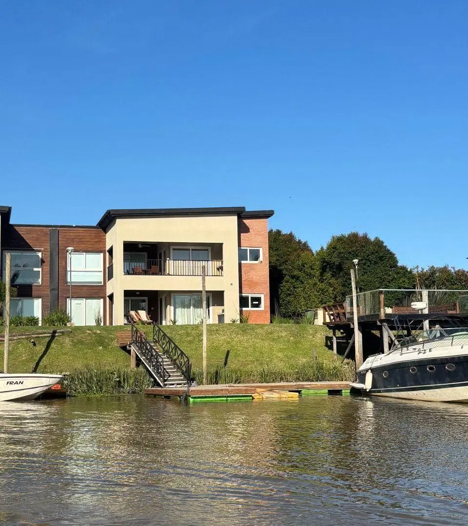 Venta departamento isla del este excelente vista al rio amarra propia 5
