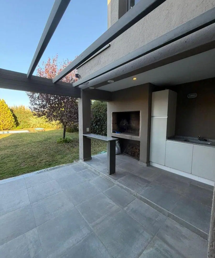 HERMOSA CASA 3