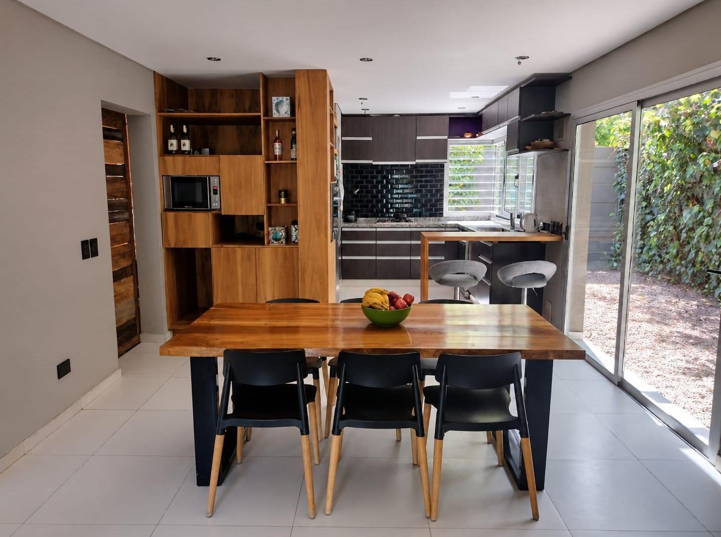 Foto de Casa de Diseño en VENTA Chacras de Coria - Apta Crédito, imagen 4