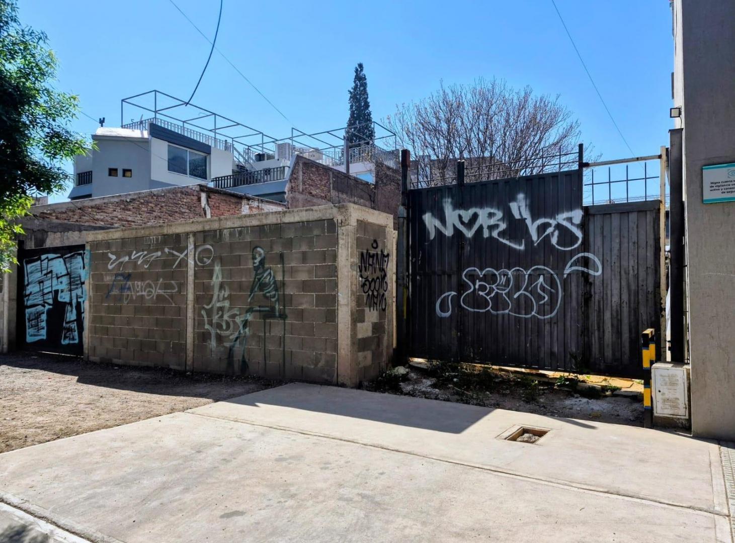 Foto de Oportunidad! Excelente Ubicación de terreno. Pegado a prestigiosa, imagen 3