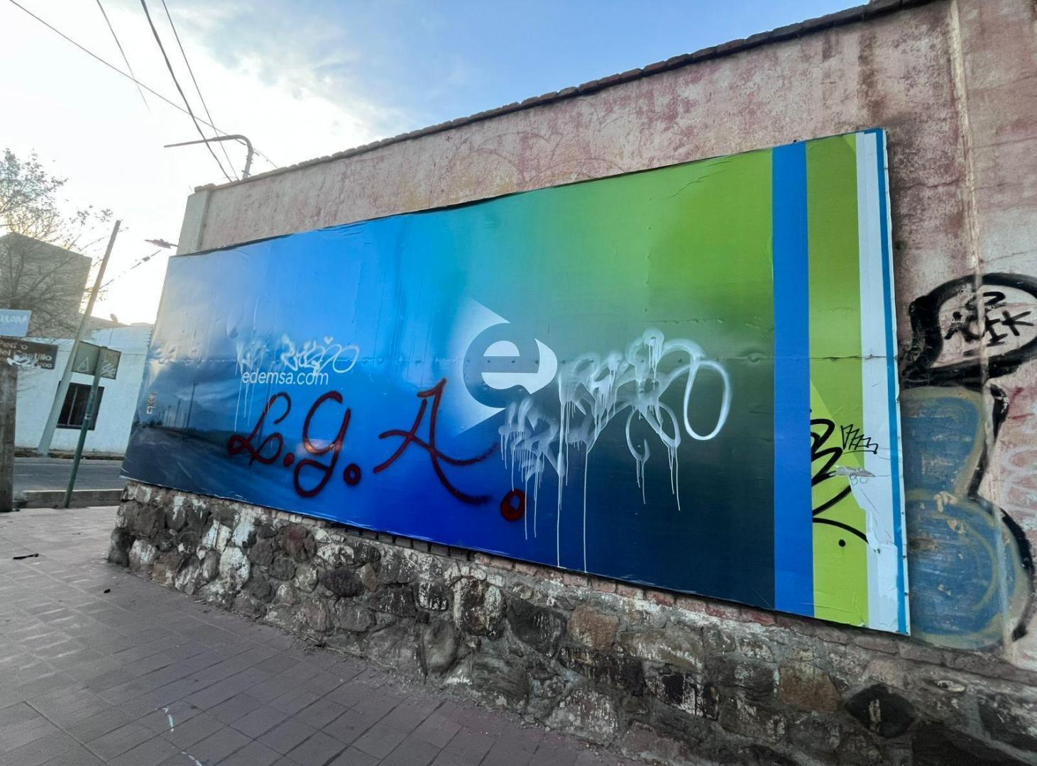 Foto de LOTE ESQUINA 200 m2 FRENTE AL CLUB ANDES TALLERES, imagen 3