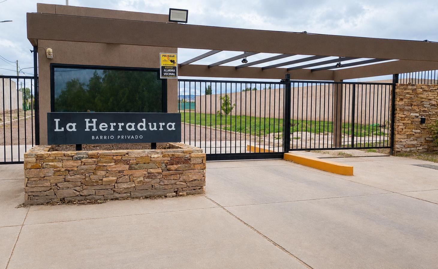 Foto de Terreno En Venta en Barrio privado La Herradura, imagen 1