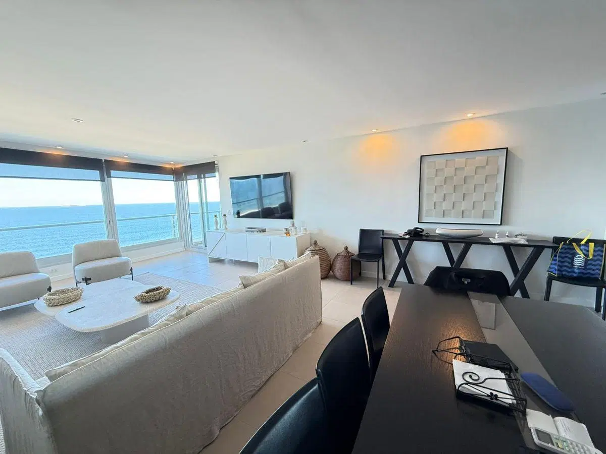 Apartamento Primera Linea en venta en Playa Brava, Punta del Este 4
