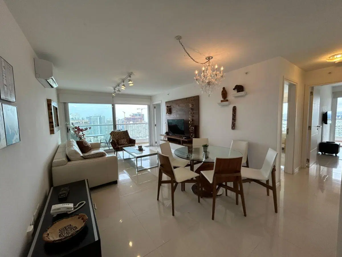 Apartamento en venta, playa brava, 2 dormitorios, vista al mar 1