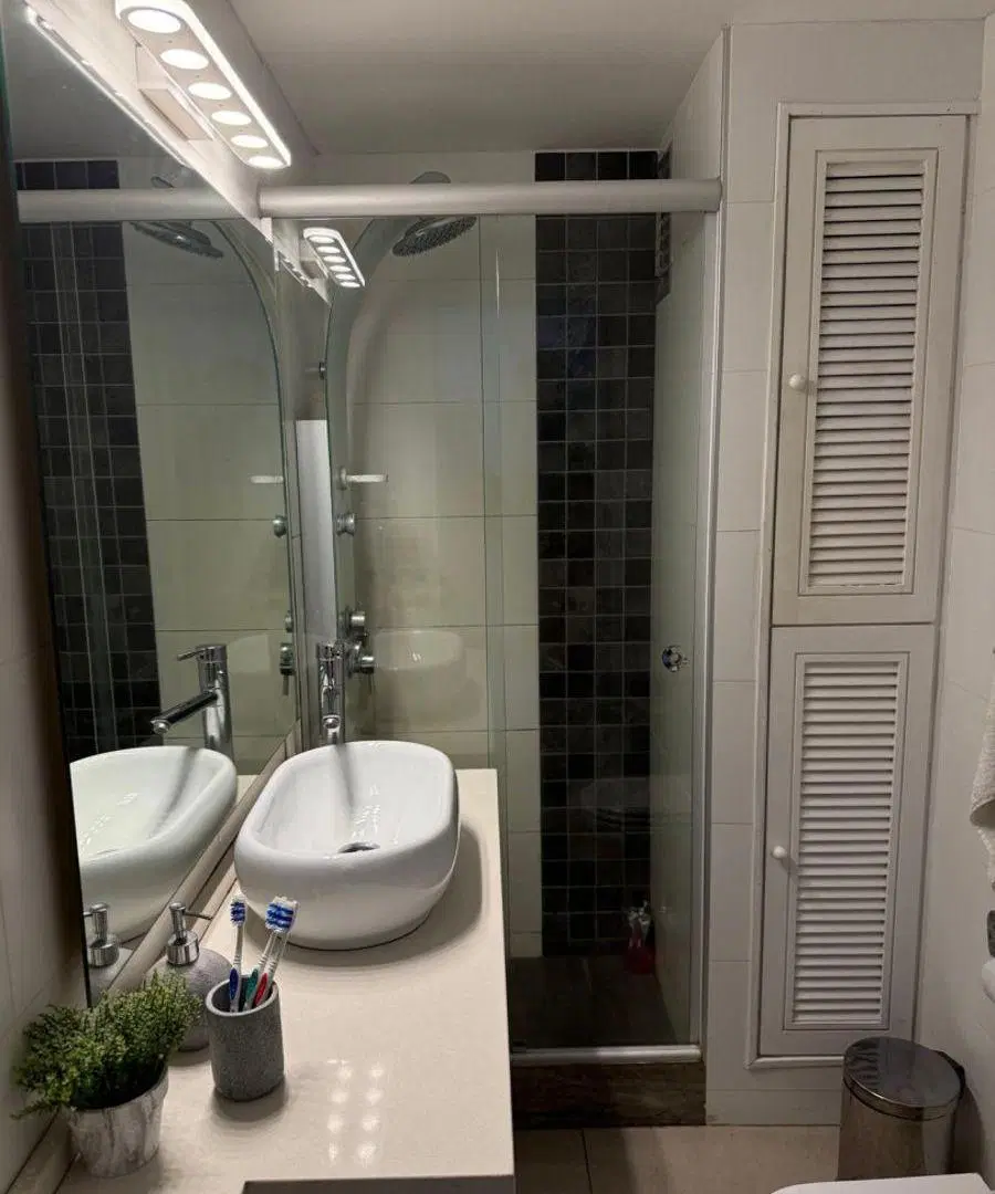 OPORTUINIDAD apartamento 2 dormitorios, en península, Punta del Este 2