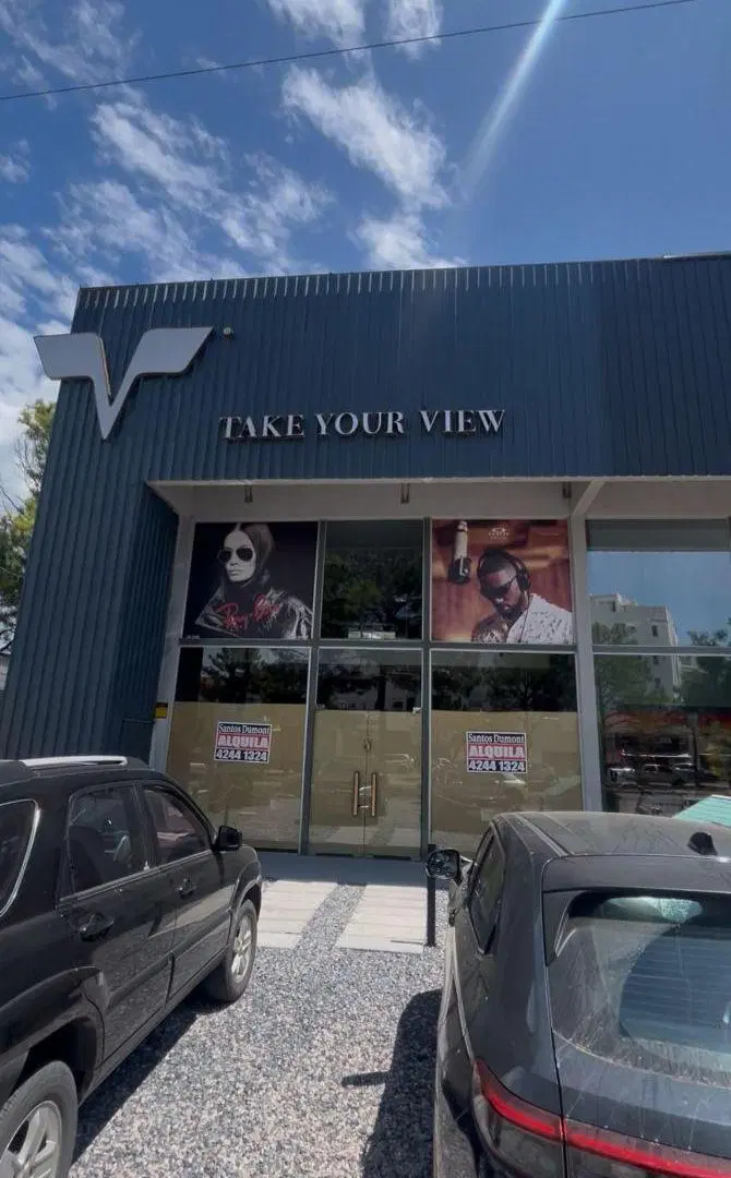 Local Comercial en Venta con RENTA en Punta del Este 5