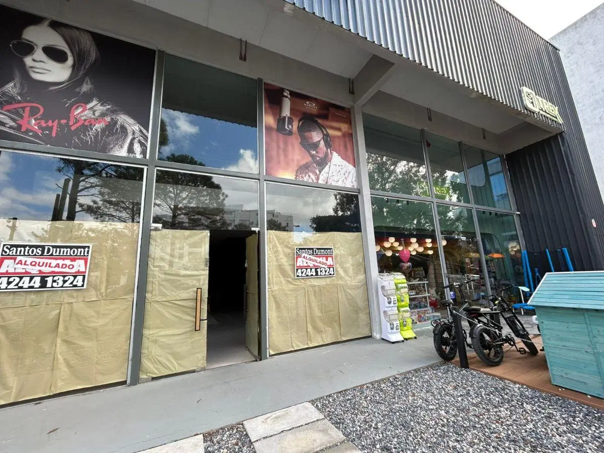 Local Comercial en Venta con RENTA en Punta del Este 8