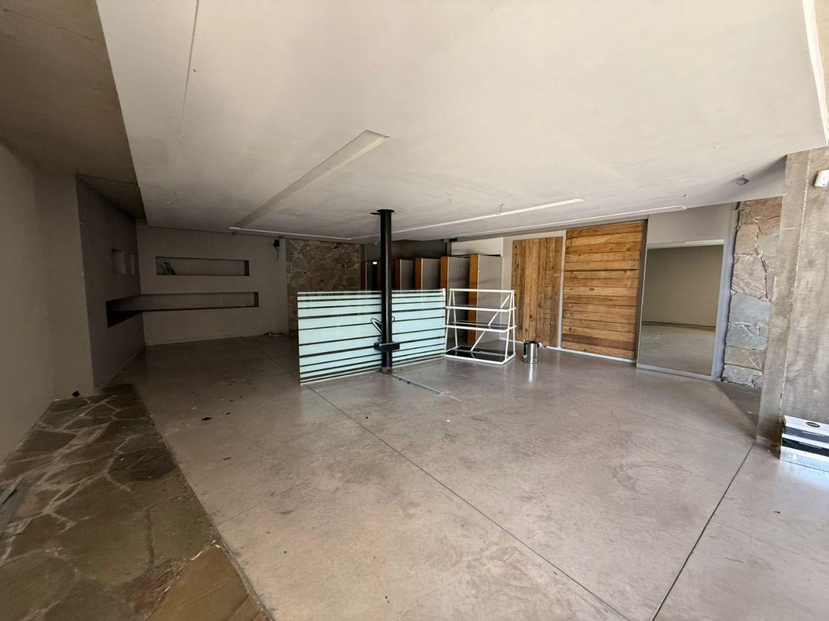 Foto de Local Comercial en Alquiler, Calle 20, Punta del Este, imagen 1