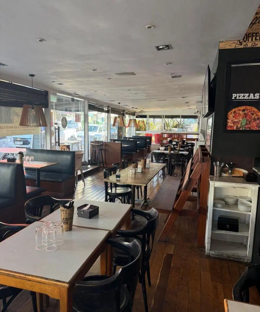 Local Comercial en Venta y Alquiler, sobre Av. Gorlero, Punta del Este 8