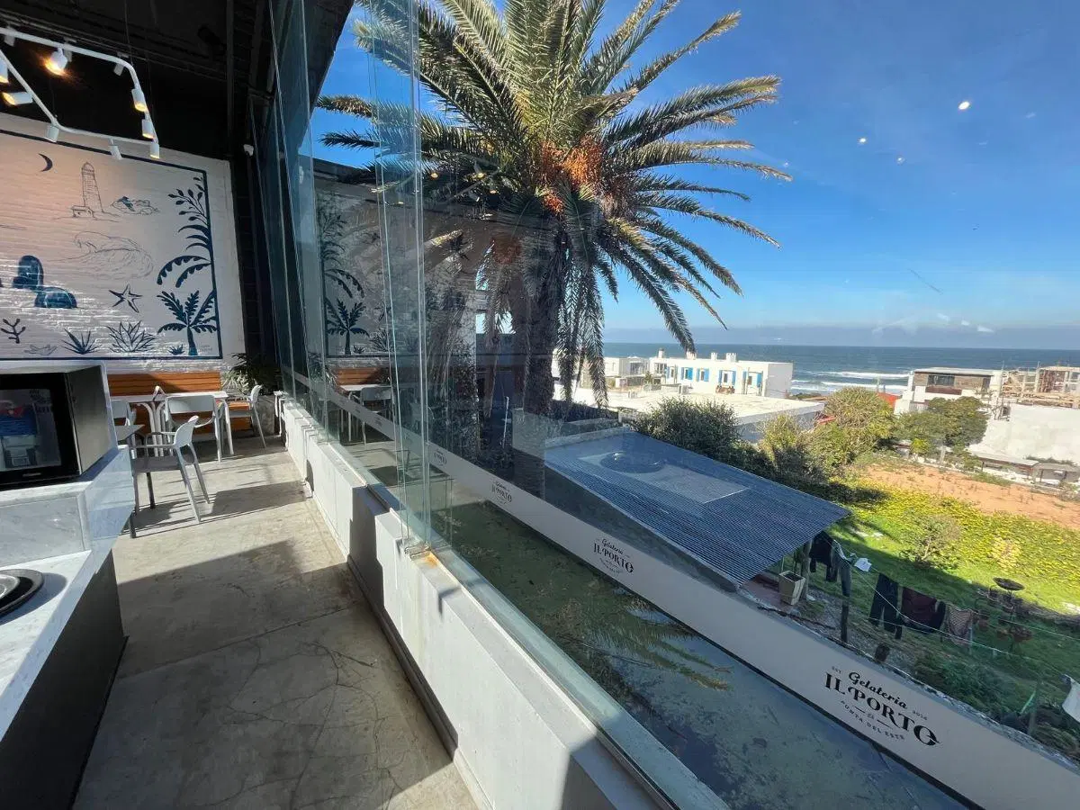 EN VENTA - LOCAL COMERCIAL EN LA BARRA, VISTA AL MAR 5