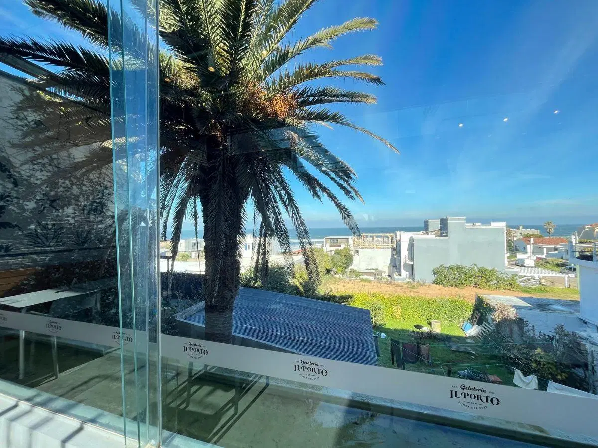 EN VENTA - LOCAL COMERCIAL EN LA BARRA, VISTA AL MAR 2