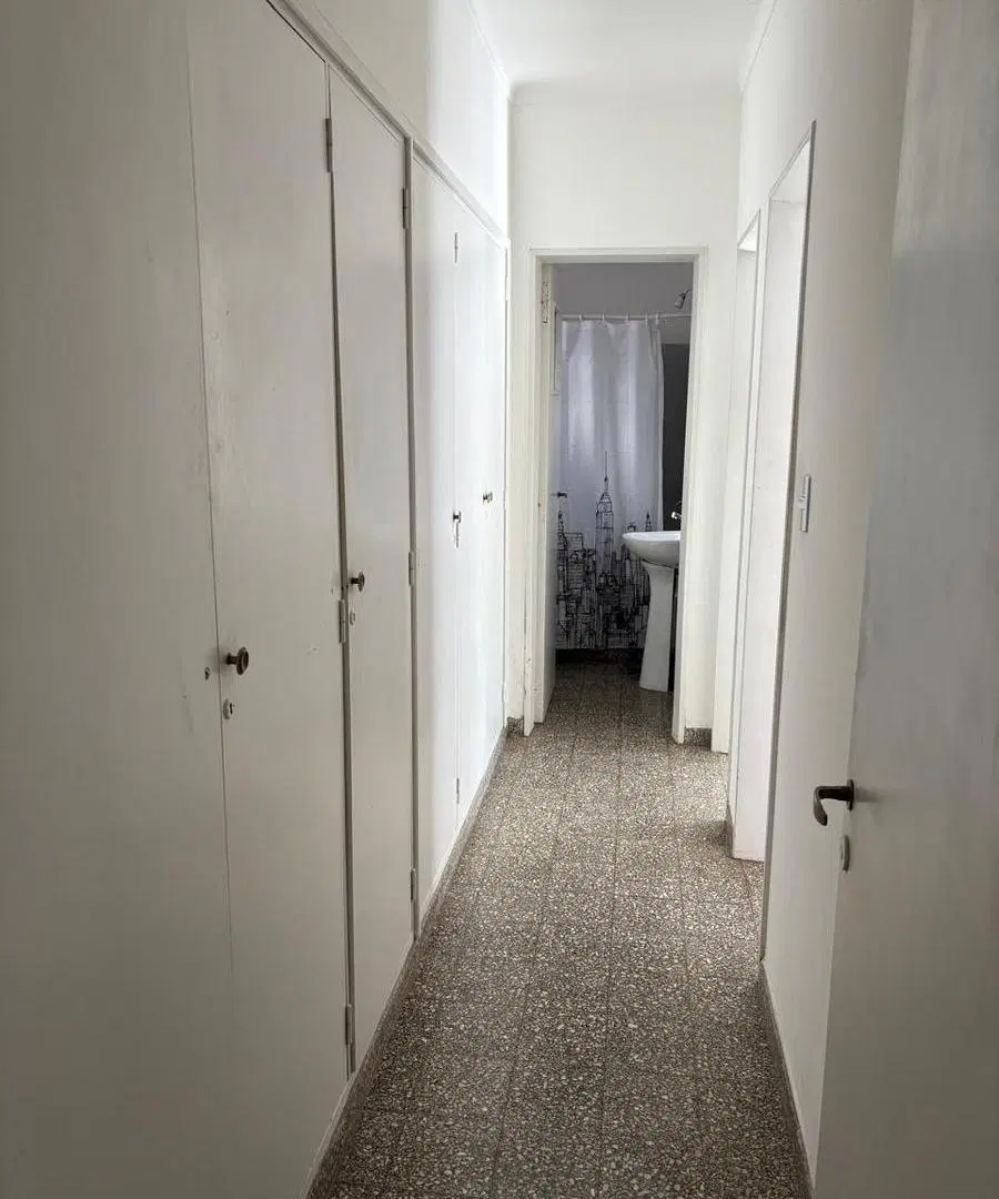 Departamento Interno Planta Baja 4