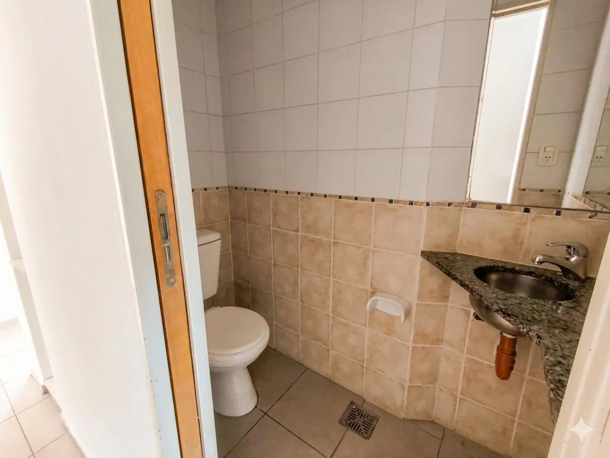 Departamento 2 Dormitorios al Frente con Balcón, Baño y Toilette de recepción - Lourdes 3