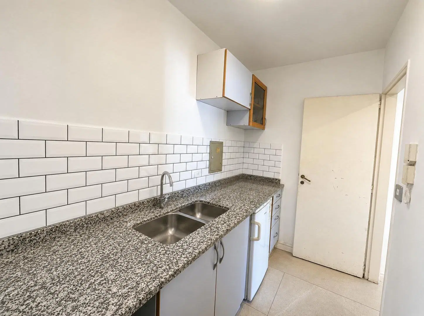 VENTA CASA 4 AMB CON PILETA EN BELLA VISTA APTA CREDITO 4