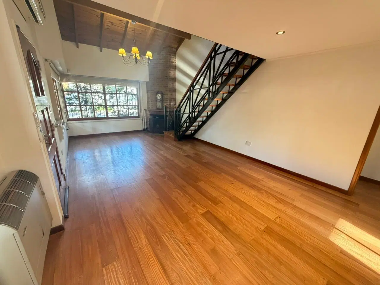 VENTA CASA 4 AMB CON PILETA EN HURLINGHAM 4