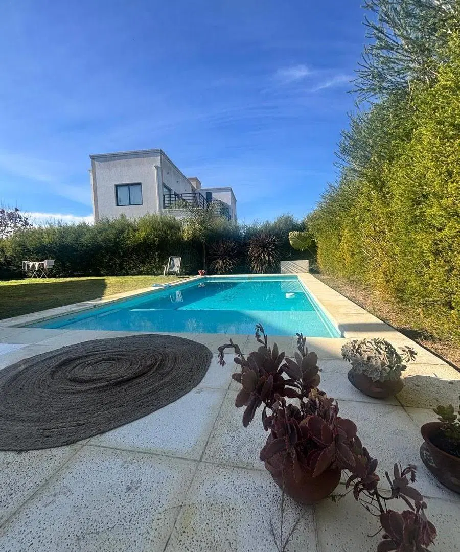 Venta Casa 5 amb.c/ piscina San Sebastian ( Pilar) 5