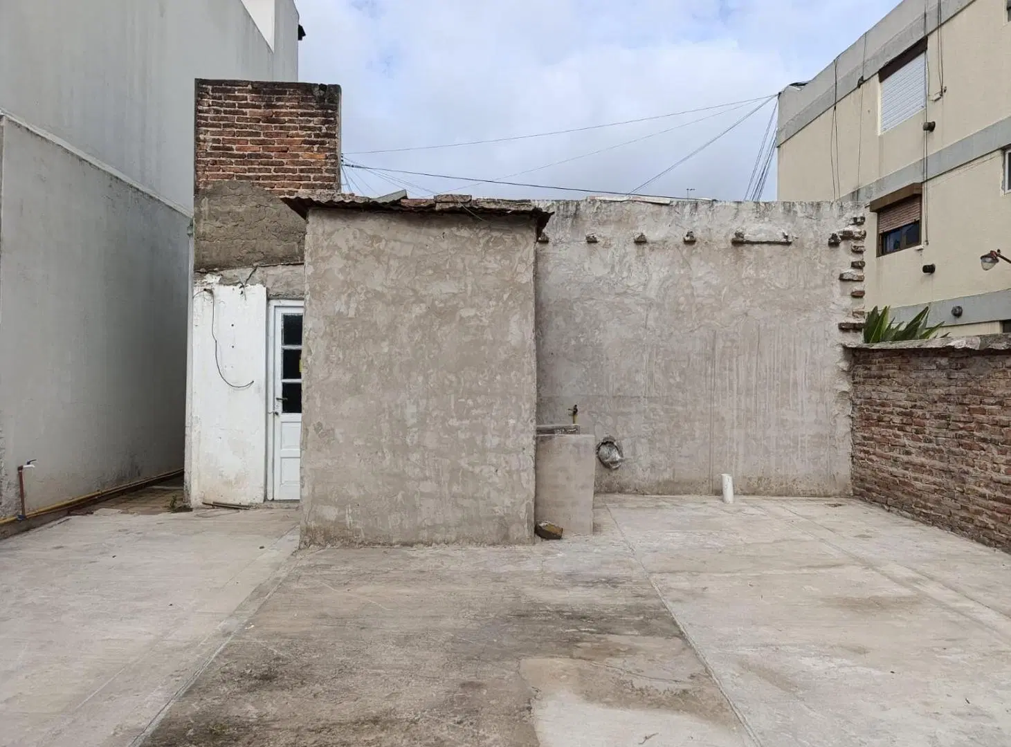 VENTA LOTE IDEAL INVERSOR CASEROS 3