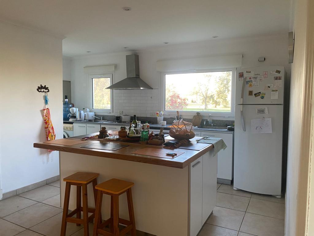 Foto de Venta Casa 5 en La primavera golf Carlos ken, imagen 5