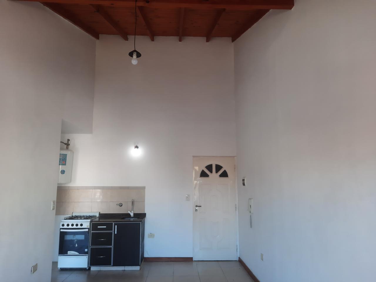 Foto de Venta Departamento 2 ambientes con balcón San Miguel, imagen 2