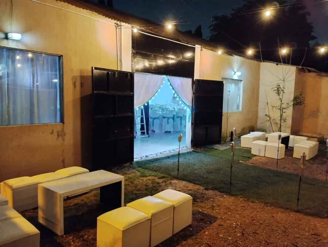 Foto de VENTA SALON DE EVENTOS MAS DEPARTAMENTO 2 AMBIENTES , PISCINA, imagen 4