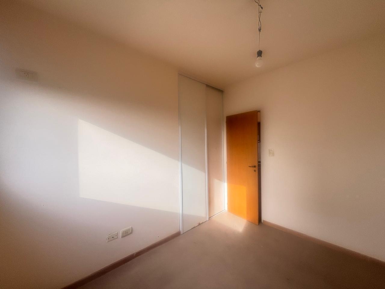 Foto de Venta departamento 2 ambientes c/ balcón Muñiz, imagen 2