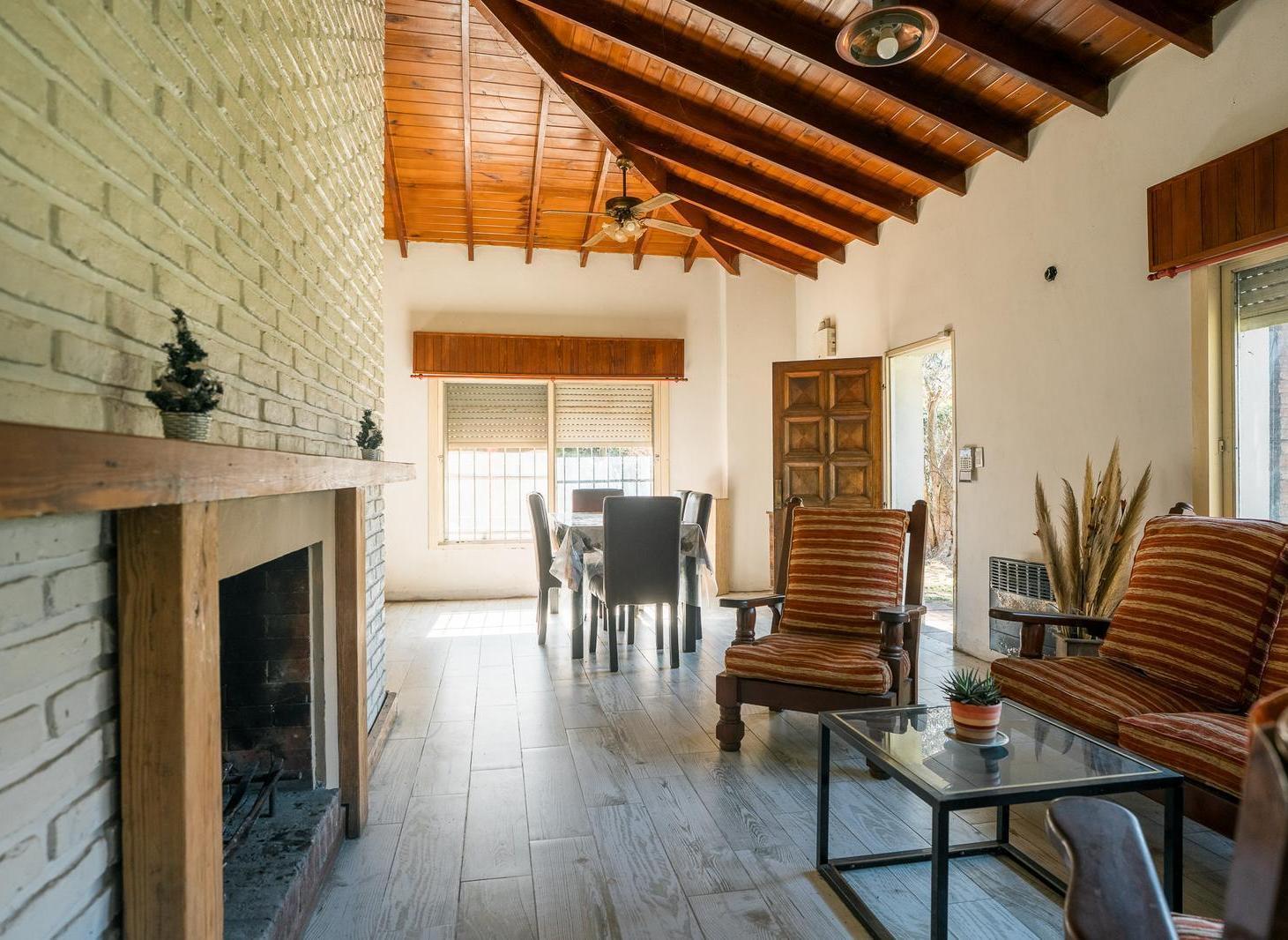 Foto de VENTA O PERMUTA CASA QUINTA EN MORENO/PASO DEL REY, imagen 5