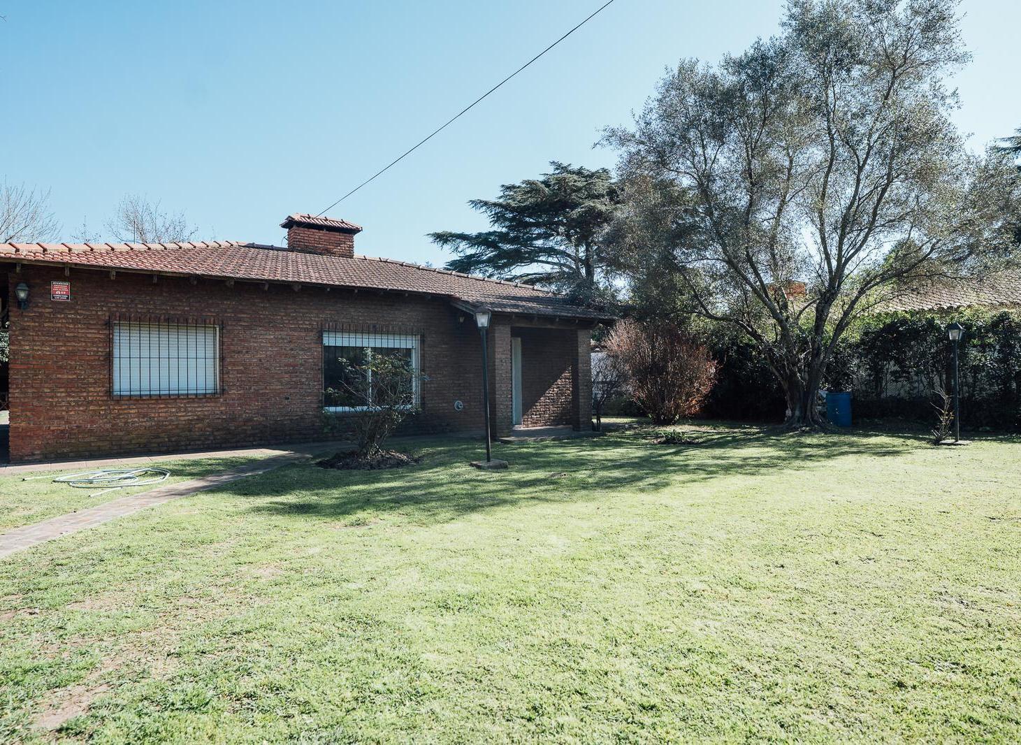 Foto de VENTA O PERMUTA CASA QUINTA EN MORENO/PASO DEL REY, imagen 1