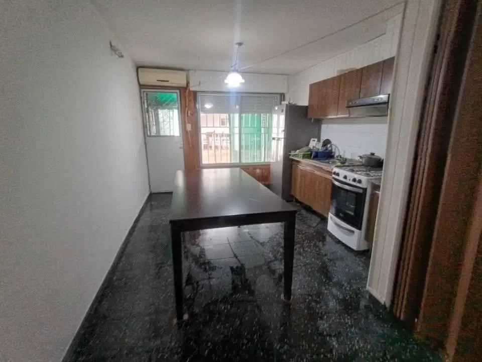 VENTA DE CASA EN POETA LUGONES CORDOBA.- 5