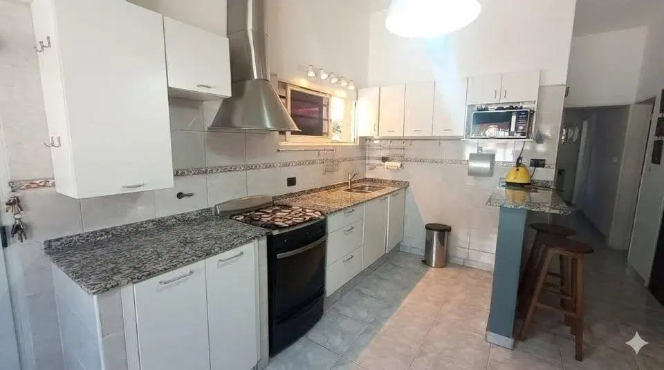 VENTA DE CASA EN CARLOS PAZ BARRIO SANTA RITA DEL LAGO (TRES CUADRAS DEL LAGO). 3