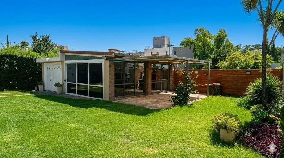 VENTA DE CASA EN CARLOS PAZ BARRIO SANTA RITA DEL LAGO (TRES CUADRAS DEL LAGO). 2