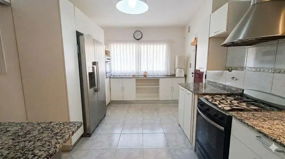 VENTA DE CASA EN CARLOS PAZ BARRIO SANTA RITA DEL LAGO (TRES CUADRAS DEL LAGO). 4