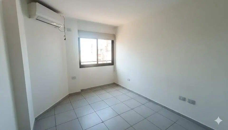 VENTA DEPARTAMENTO SOBRE AV AMBROSIO OLMO EN BARRIO NUEVA CORDOBA. 4